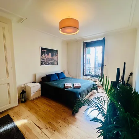 Cosy Flat In The Heart Of