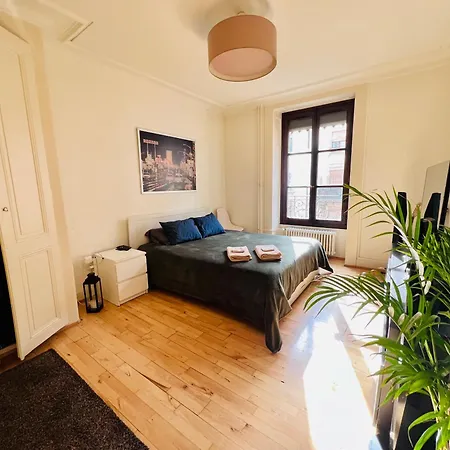Apartamento Cosy Flat In The Heart Of